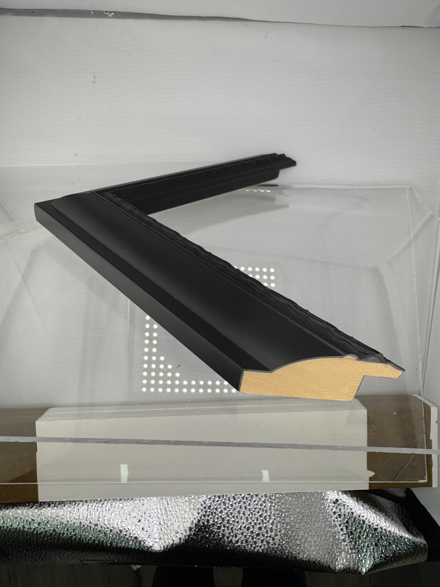 Black inner edge
